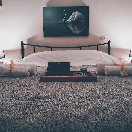 Jasmine Apartment - Nafplio Town ภายนอก รูปภาพ