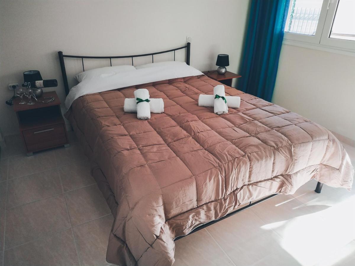 Jasmine Apartment - Nafplio Town ภายนอก รูปภาพ