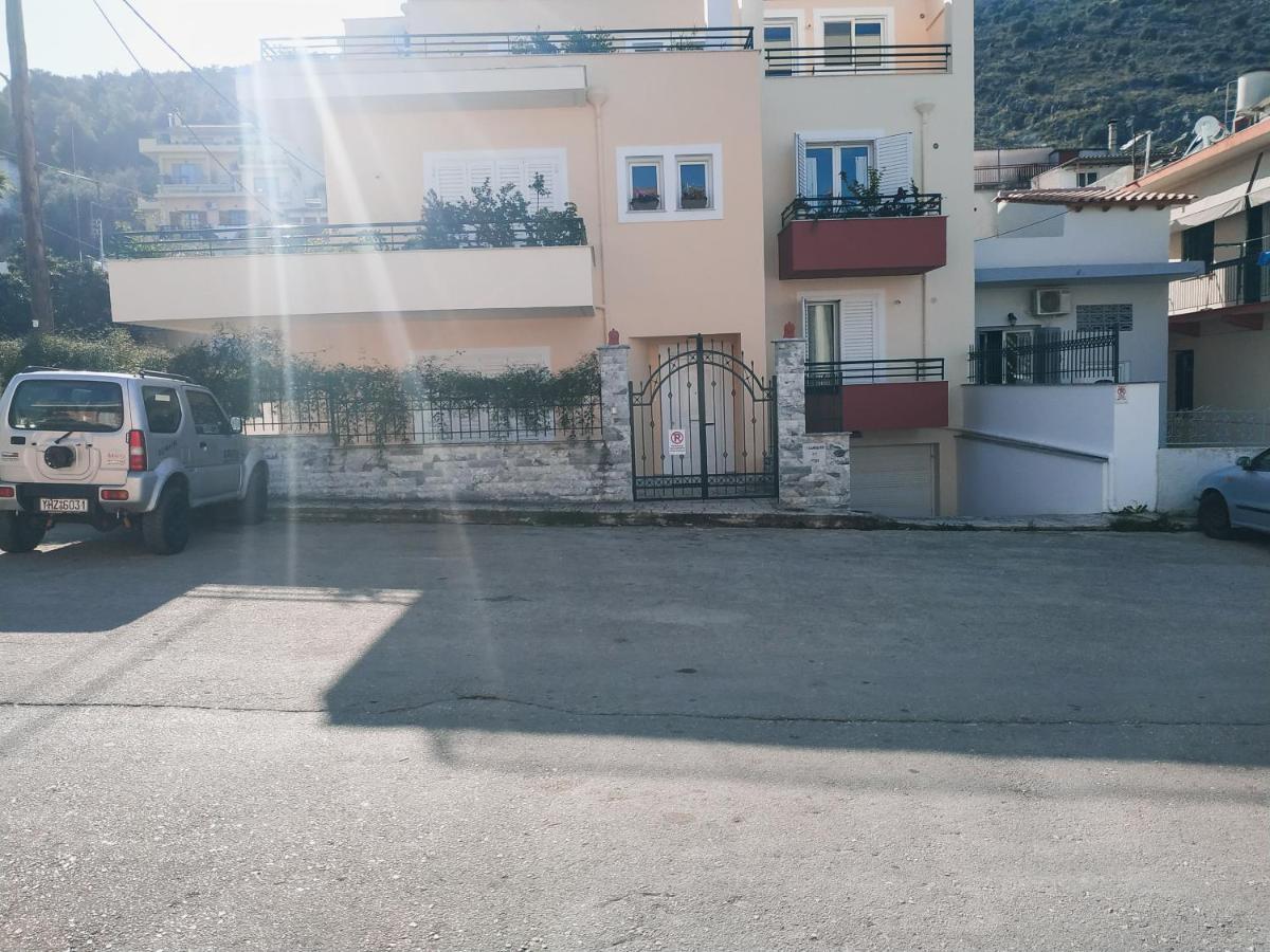 Jasmine Apartment - Nafplio Town ภายนอก รูปภาพ