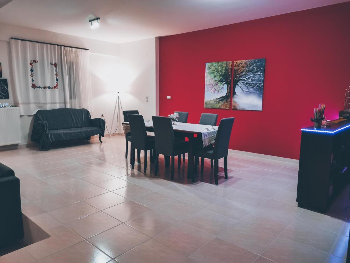 Jasmine Apartment - Nafplio Town ภายนอก รูปภาพ