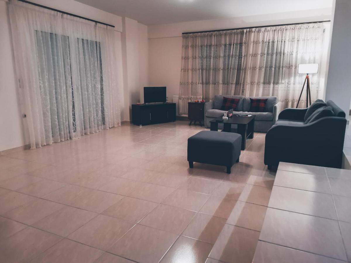 Jasmine Apartment - Nafplio Town ภายนอก รูปภาพ