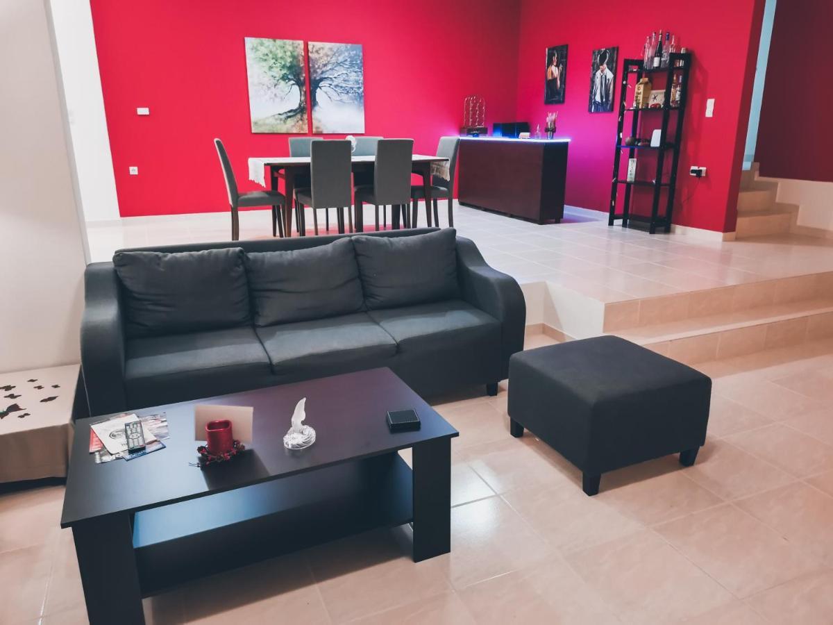 Jasmine Apartment - Nafplio Town ภายนอก รูปภาพ