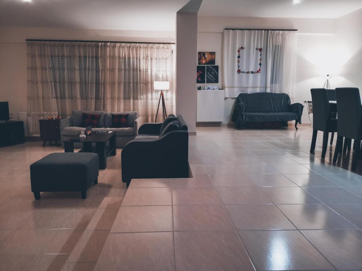 Jasmine Apartment - Nafplio Town ภายนอก รูปภาพ