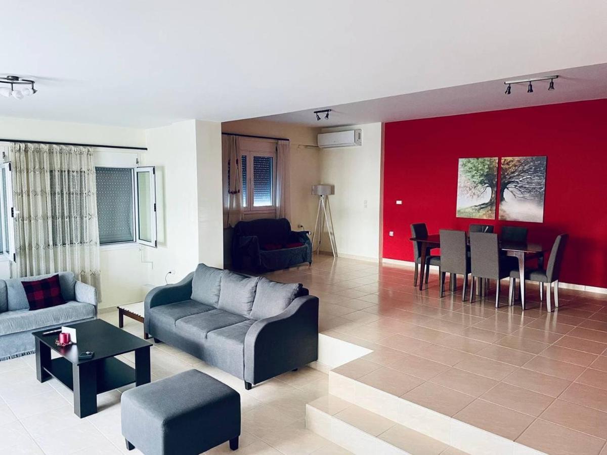 Jasmine Apartment - Nafplio Town ภายนอก รูปภาพ